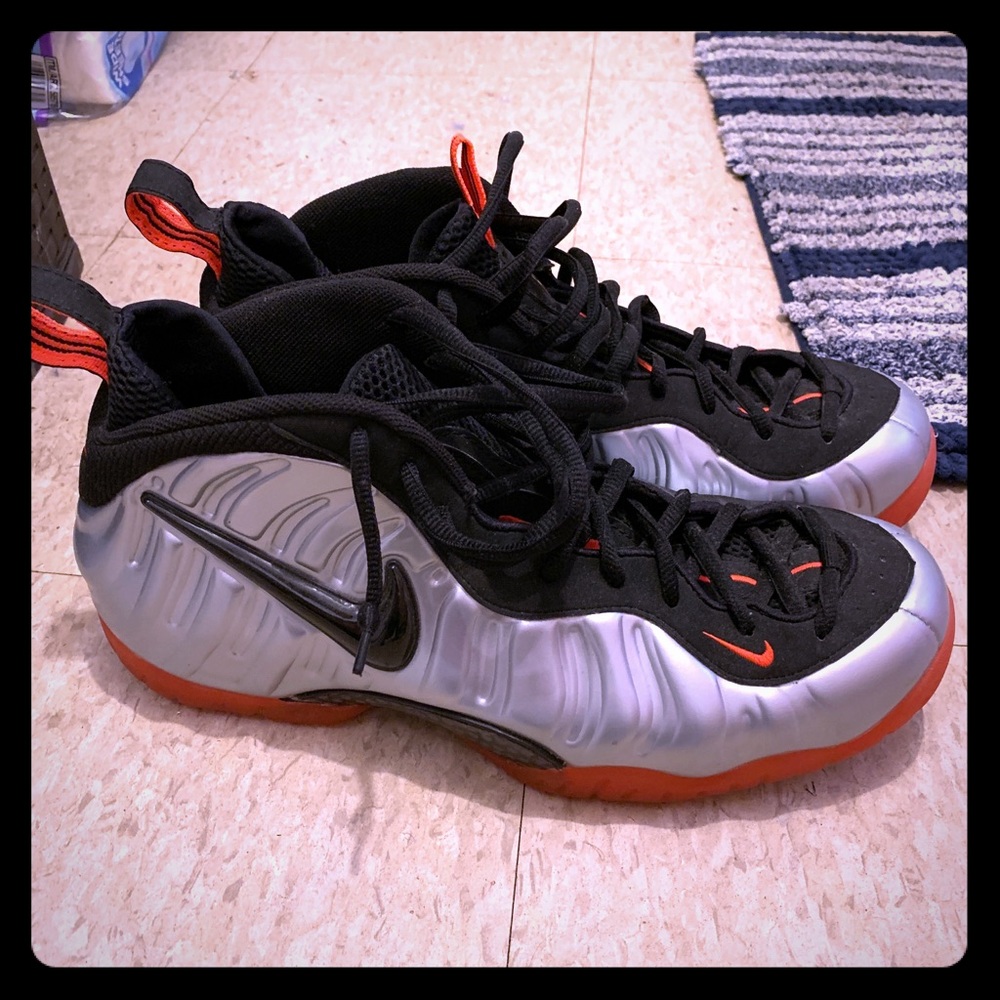 Nike Foamposite Crimson
